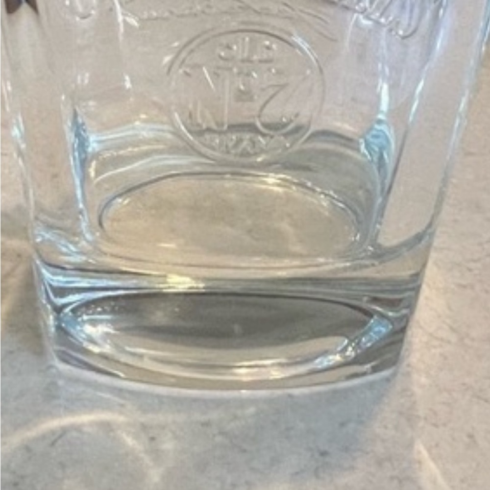 Vintage JACK  DANIELS BEVELED GLASSES - Picture 9 of 9